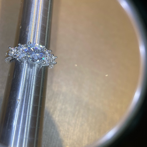 3 stone ring, Sterling silver stamped .925 ring, Size 6 - Picture 2 of 2